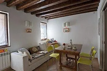 Hotel Leonardo Venice 2*,  Italy