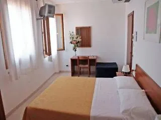 **  Hotel Leonardo Venice Italy